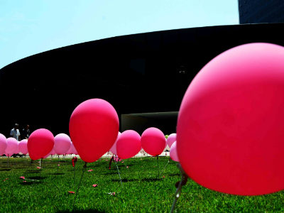 ‘Outubro Rosa’ tem ações de conscientização sobre câncer de mama e colo do útero para as mineiras