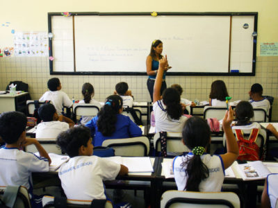 Governo de Minas Gerais nomeia mais 2.500 professores para a rede estadual de ensino