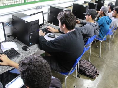 Governo de Minas oferece cursos profissionalizantes em todo Estado