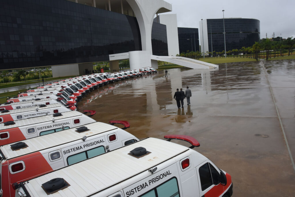 Governador Fernando Pimentel faz entrega de ambulâncias ao Sistema Prisional. 23-11-2016- Palácio Tiradentes. Foto: Manoel Marques/imprensa-MG