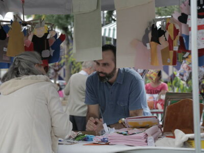 Ulysses Gomes visita Feira de Artesanato Artes da Terra em Itajubá