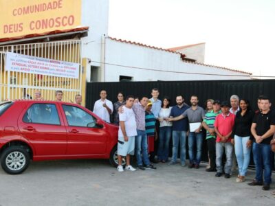 Ulysses Gomes visita associações e entidades de Campo Belo e Cristais