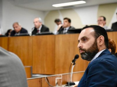 Audiência pública na Assembleia discute PL que garante 13º do servidor