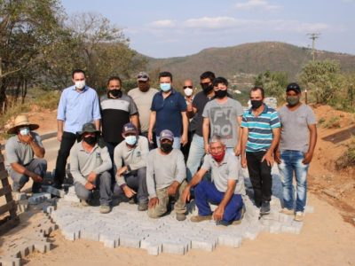 Iniciada obra de calçamento do Morro da Serrinha, em São Thomé das Letras